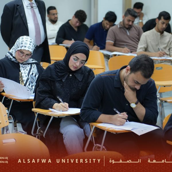 جولة تفقدية لسير الامتحانات في جامعة الصفوة