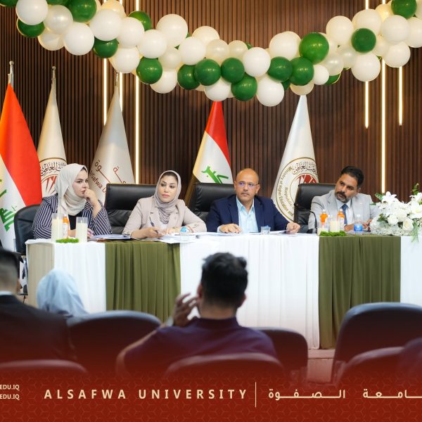 برعاية وحضور رئاسة الجامعة.. كلية التمريض في جامعة الصفوة تشهد مناقشة بحوث التخرج لطلبتها